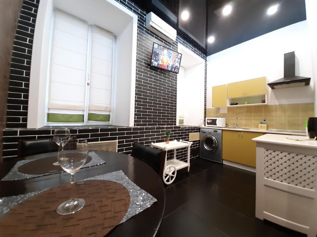 Viva Olive - Студия Со Спальней В Центре Kremenchuk Exterior photo