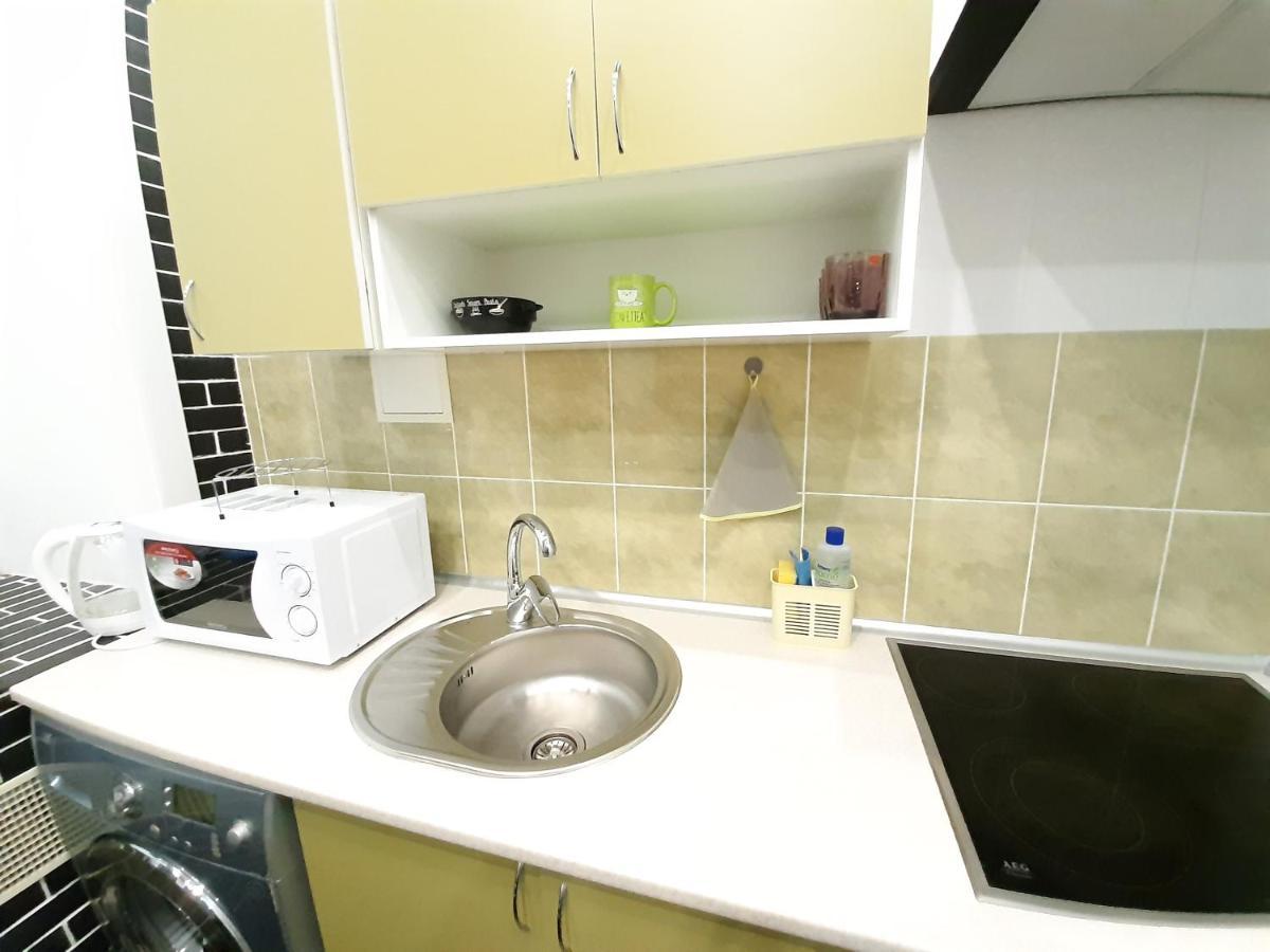 Viva Olive - Студия Со Спальней В Центре Kremenchuk Exterior photo